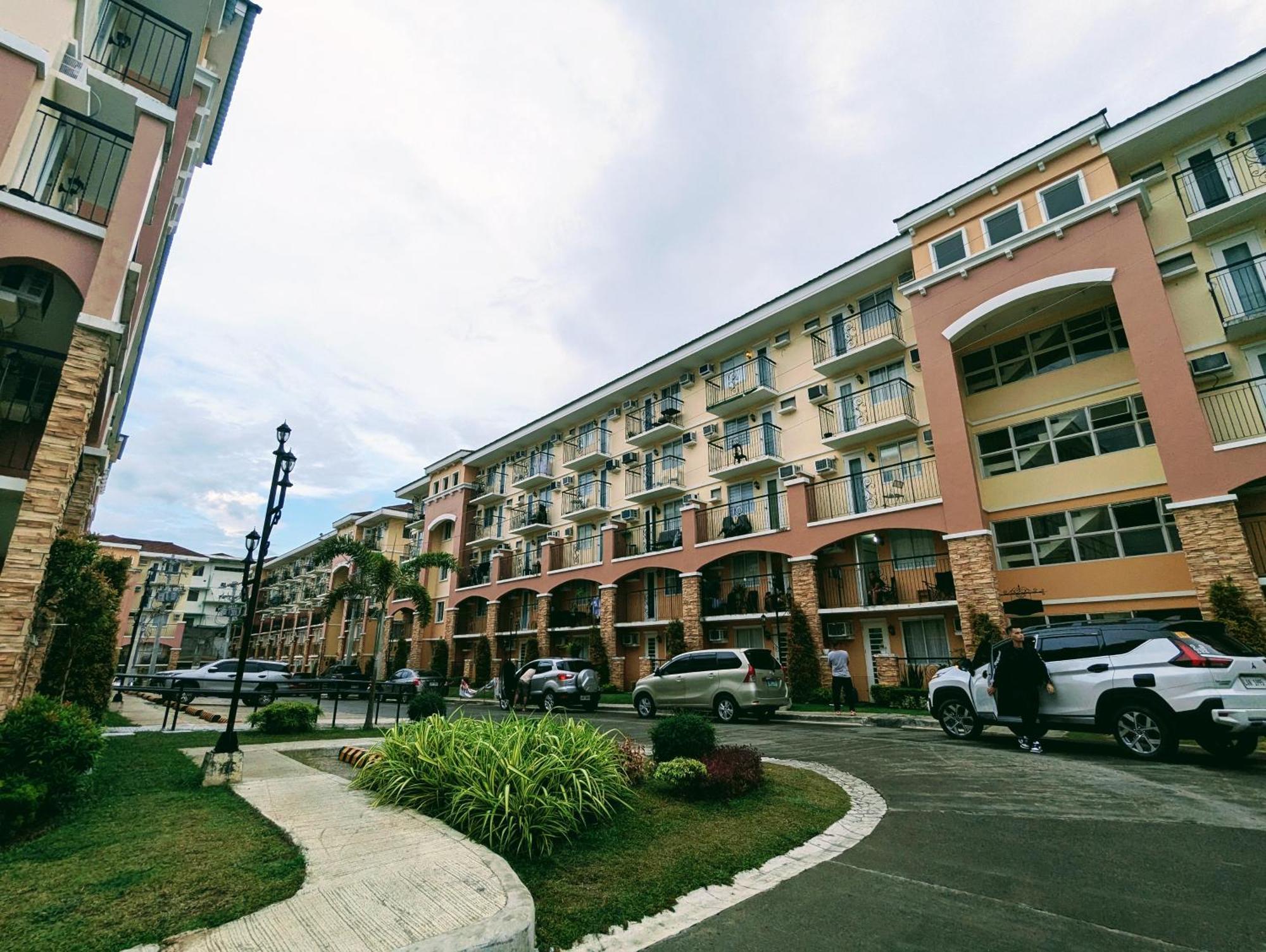 Reicondotel Arezzo Davao City 외부 사진